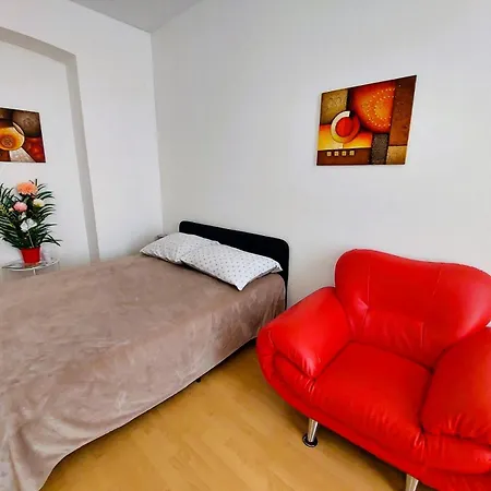 Prostorny V Centru 3 Kk 80 M2 *